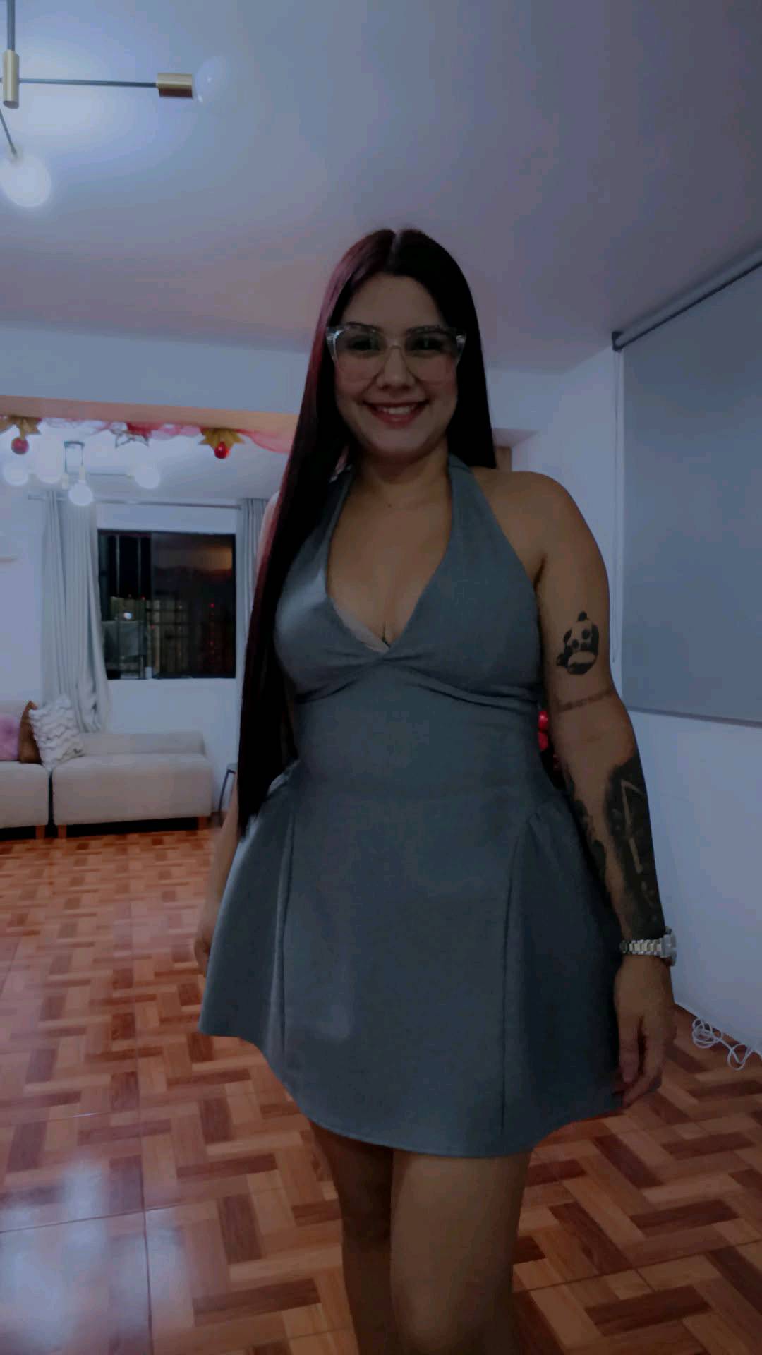 Alexa from Peru, starting a conversation on video